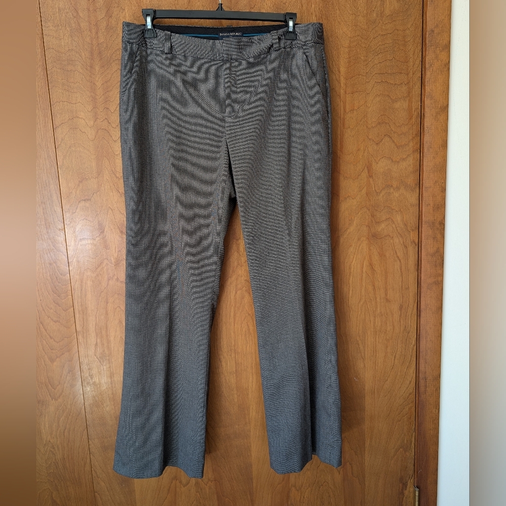 🍌 Banana Republic Martin Fit Charcoal Trousers